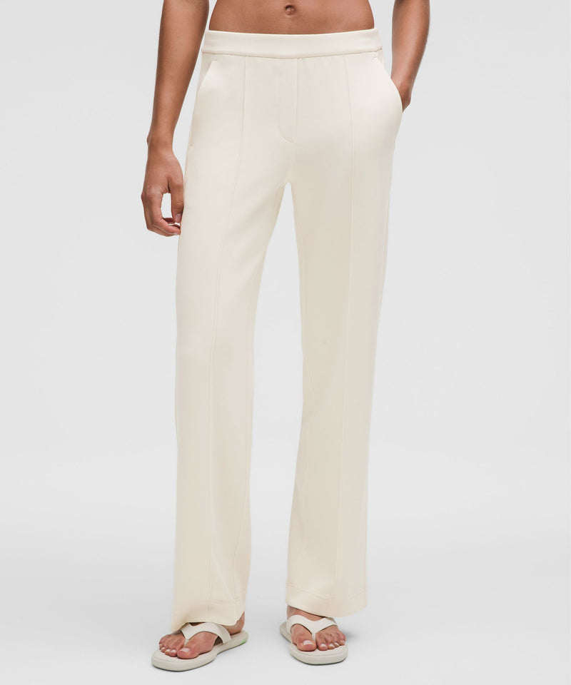Lululemon Softstreme Pintuck Mid-Rise Pant Short